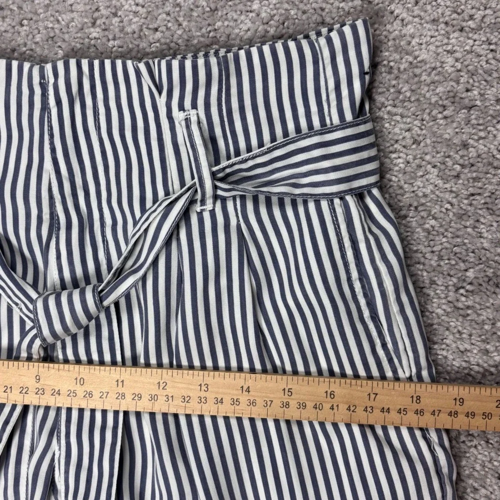 Abercrombie & Fitch Blue White Striped High‎ Rise Paperbag Waist Belted Shorts M